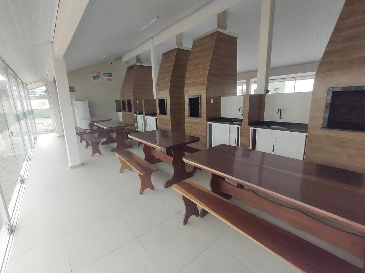 Apto Espetacular A 50 M Do Mar Em Condominio Com Piscinas Maravilhosas Гуаратуба Екстериор снимка