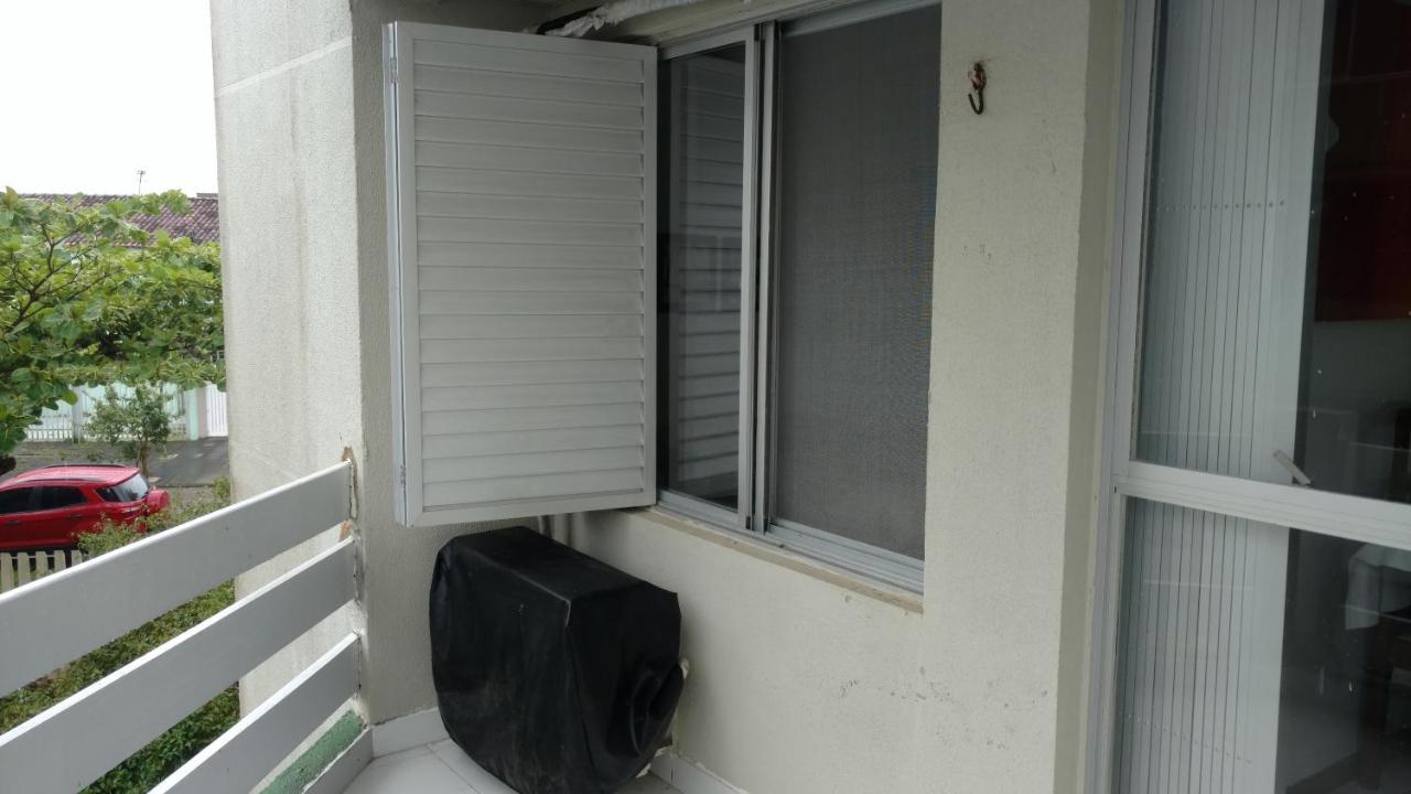 Apto Espetacular A 50 M Do Mar Em Condominio Com Piscinas Maravilhosas Гуаратуба Екстериор снимка