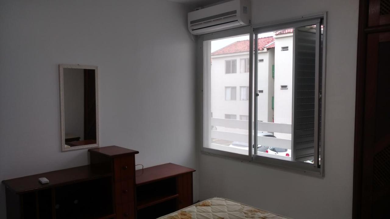 Apto Espetacular A 50 M Do Mar Em Condominio Com Piscinas Maravilhosas Гуаратуба Екстериор снимка